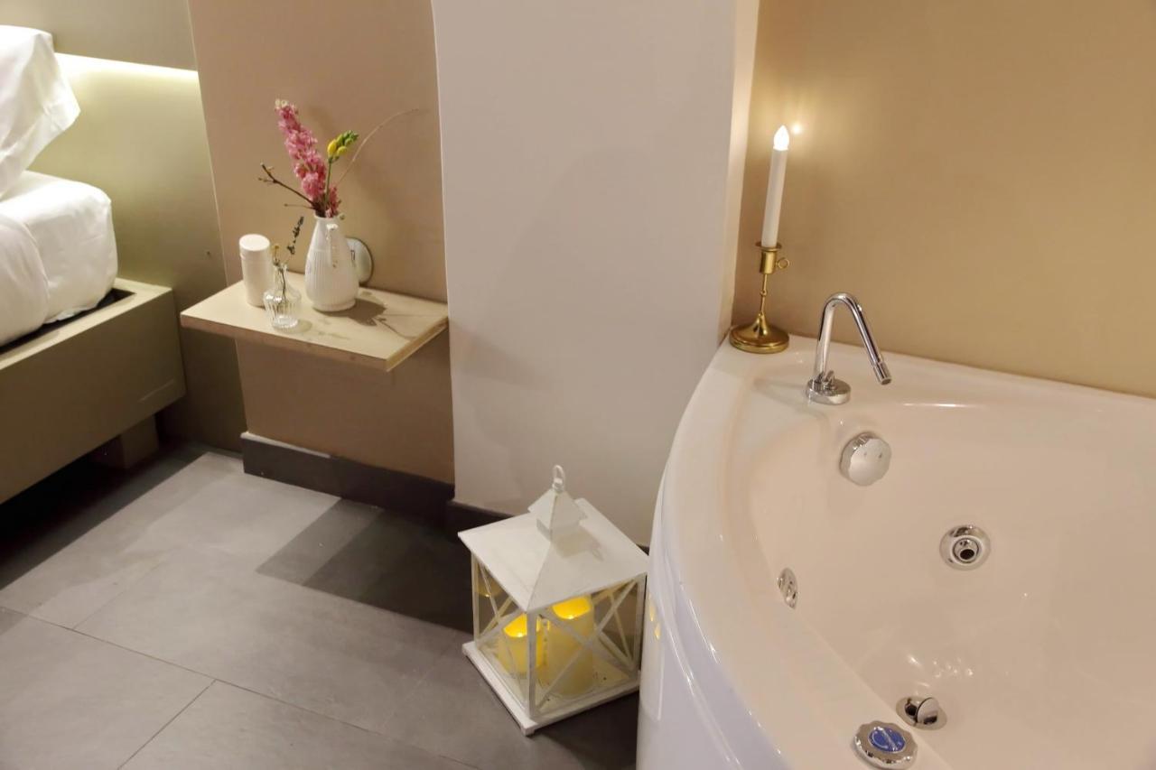 Trastevere Suites & Spa Рим Экстерьер фото