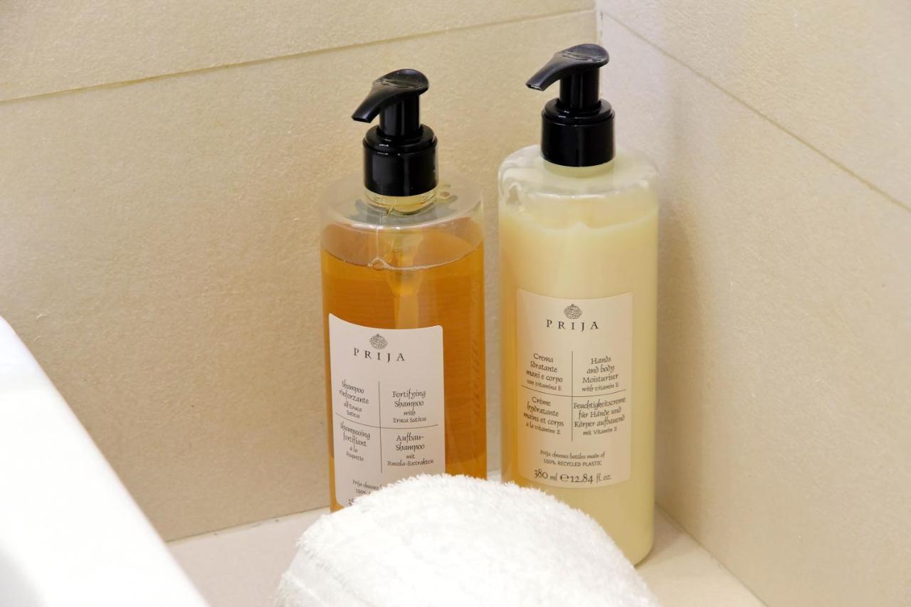 Trastevere Suites & Spa Рим Экстерьер фото