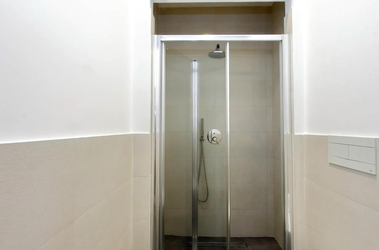 Trastevere Suites & Spa Рим Экстерьер фото